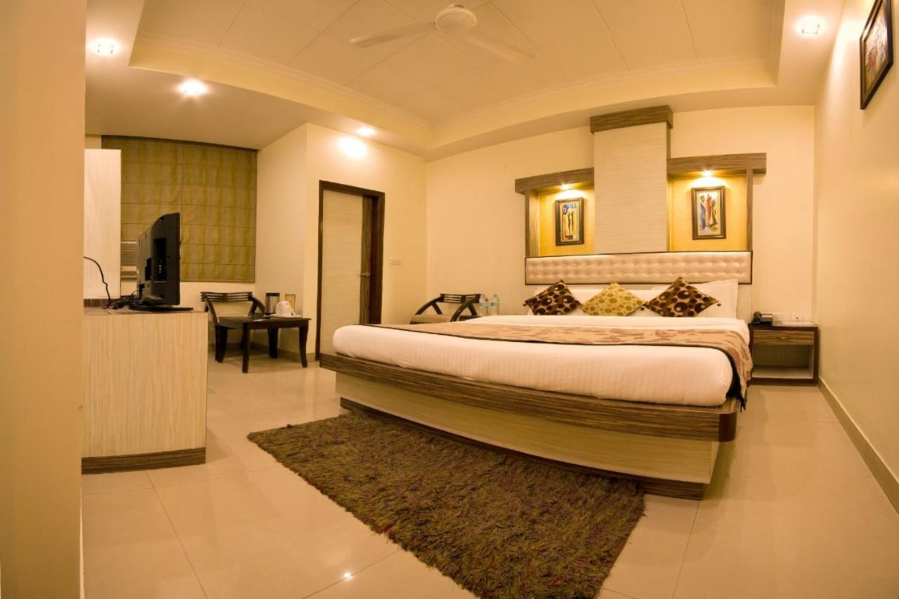 The Aster Karol Bagh Homely Atmosphere New Delhi Buitenkant foto