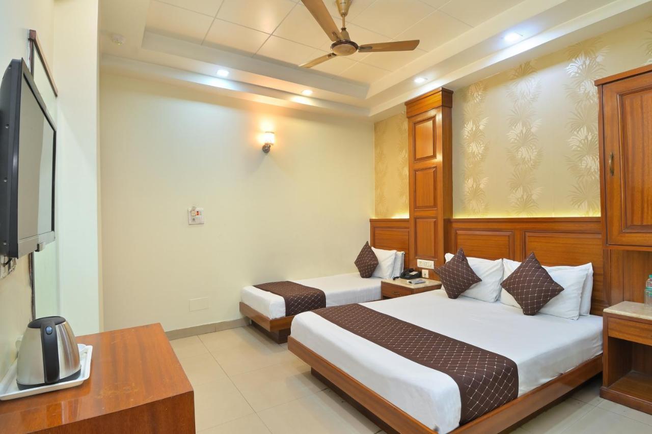 The Aster Karol Bagh Homely Atmosphere New Delhi Buitenkant foto
