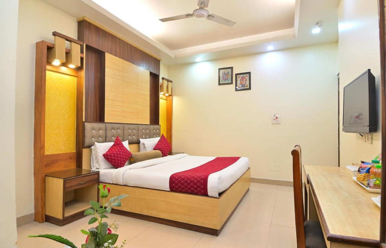 The Aster Karol Bagh Homely Atmosphere New Delhi Buitenkant foto