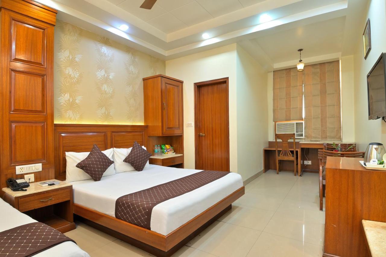 The Aster Karol Bagh Homely Atmosphere New Delhi Buitenkant foto