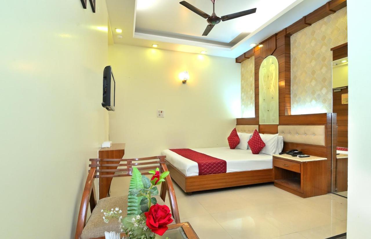 The Aster Karol Bagh Homely Atmosphere New Delhi Buitenkant foto